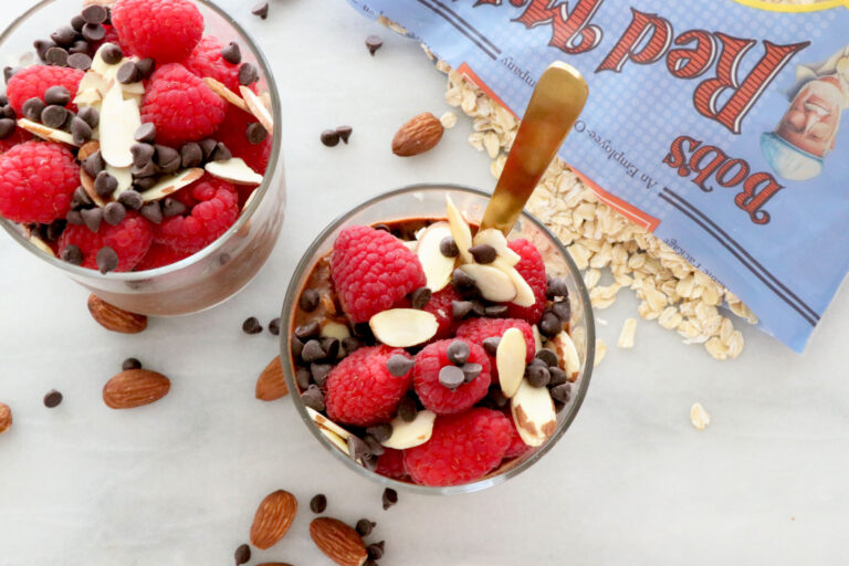 Chocolate Raspberry Overnight Oats
