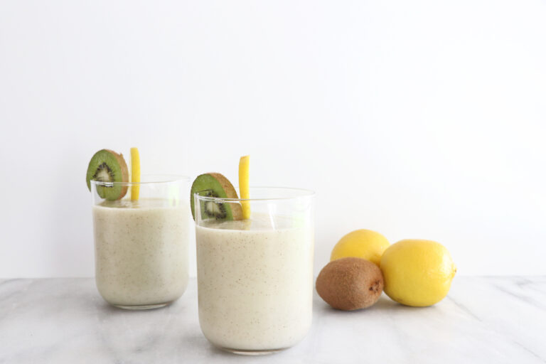 CREAMY KIWI FROZEN LEMONADE