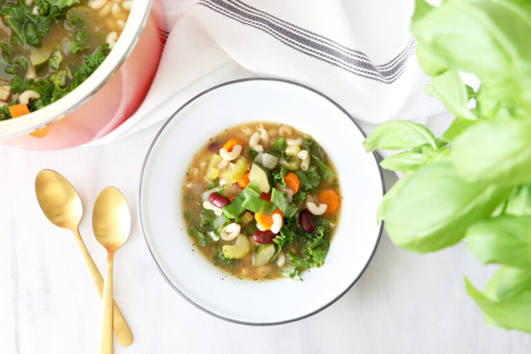 GLUTEN-FREE MINESTRONE SOUP