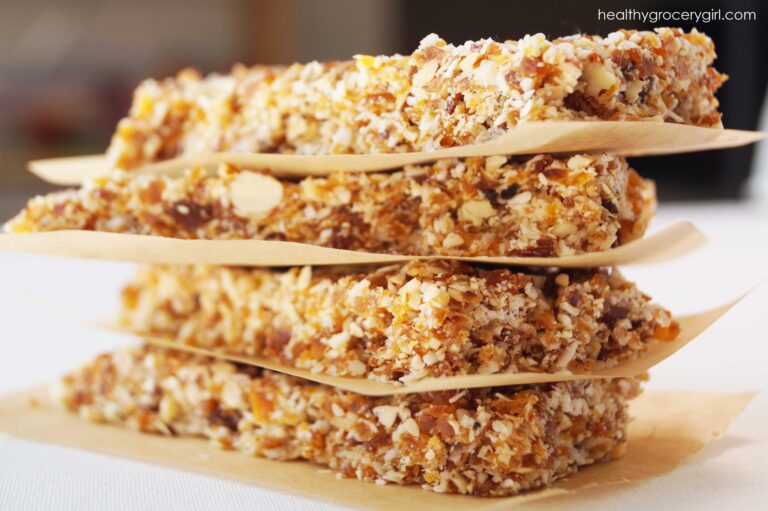 Recipe: Almond Apricot Bars