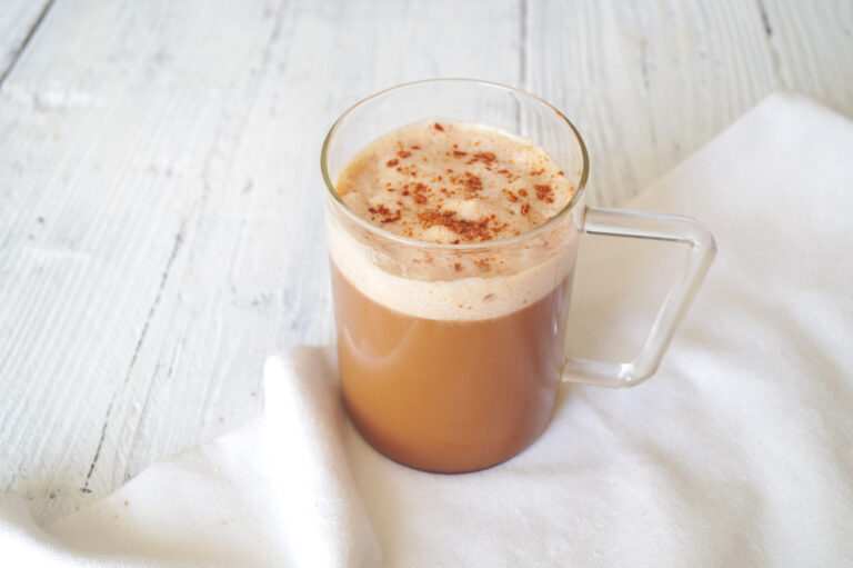 Homemade Healthy Pumpkin Spice Latte
