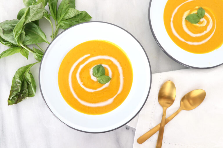 WHOLE 30 FALL SOUP: BUTTERNUT SQUASH SOUP