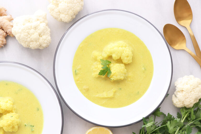 EASY VEGAN TURMERIC CAULIFLOWER STEW